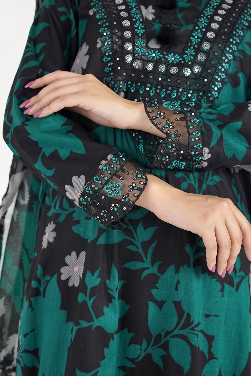 Noir Emerald Bloom Suit