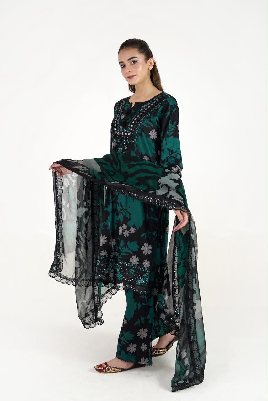 Noir Emerald Bloom Suit