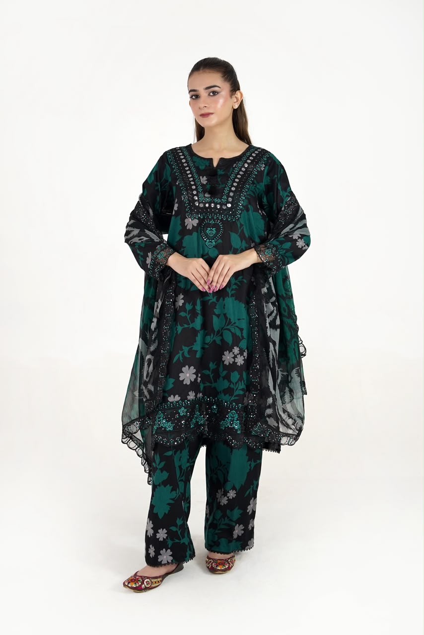 Noir Emerald Bloom Suit